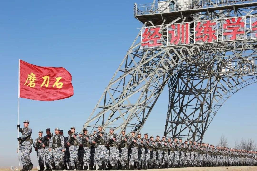 揭秘中国陆军两大主战坦克，99A与96式的差异对比，中国陆军两大主战坦克，99A与96式的深度对比揭秘