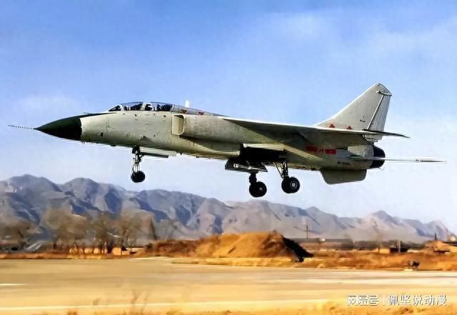 中国空军先进武器，展现力量与荣耀的空中长城，中国空军先进武器，空中长城展现力量与荣耀