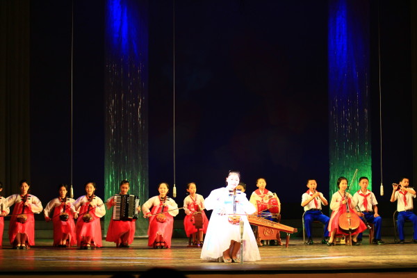 跨过鸭绿江之歌，探寻歌曲的最佳演绎方式，探寻跨过鸭绿江之歌的最佳演绎方式，跨越时代的旋律赞歌