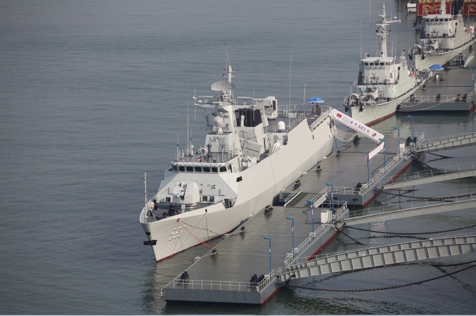 海军056型护卫舰吨位揭秘，性能卓越的多功能战舰，海军056型护卫舰性能揭秘，多功能战舰的吨位与卓越性能