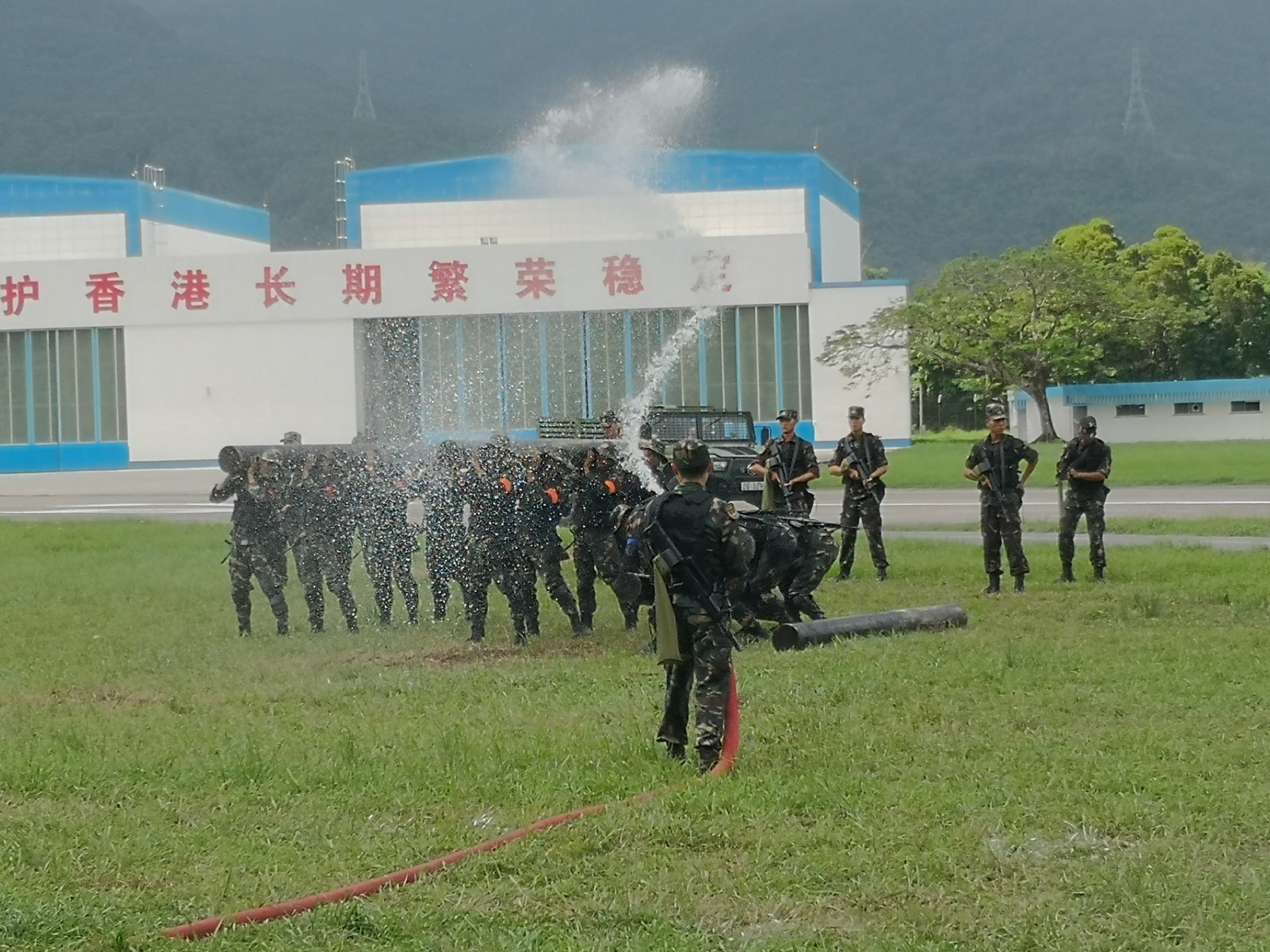 石岗军营2020年开放日，展现军事魅力，体验开放透明，石岗军营开放日，展现军事魅力，体验透明开放之旅