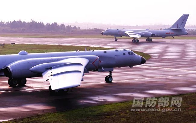 空军飞机图片，探索航空领域的壮丽画卷，空军飞机壮丽画卷，航空领域的探索之旅