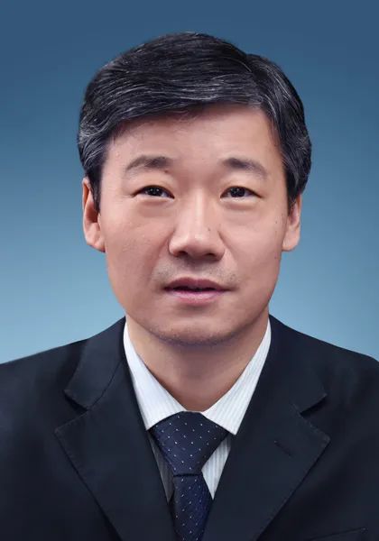 国防大学校长邢立宁，领导力与教育创新的引领者，国防大学校长邢立宁，领导力与教育创新的领航者