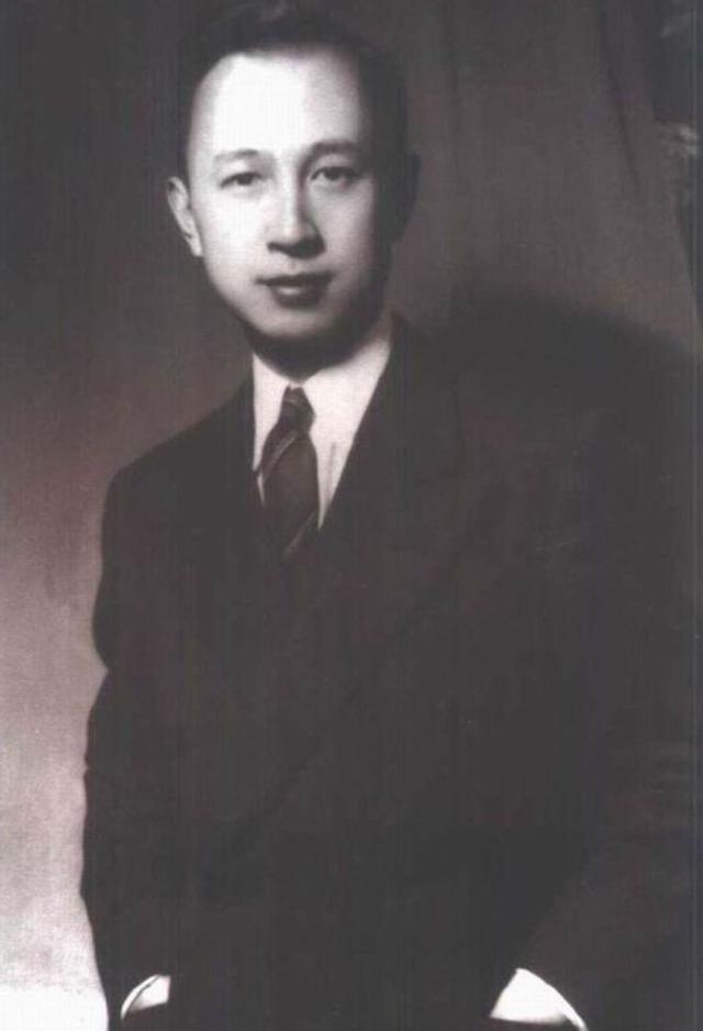 杨振宁与钱学森，两代科学家的卓越成就与影响，杨振宁与钱学森，两代科学家的卓越成就及深远影响