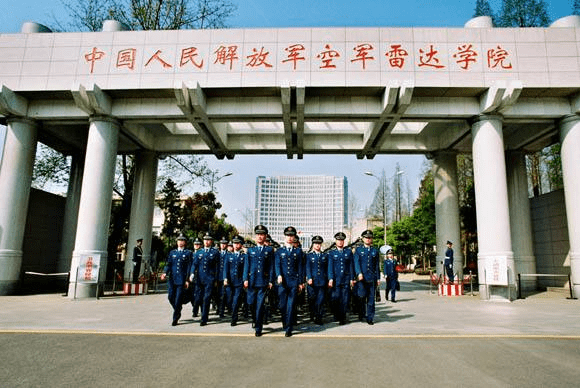 中国空军大学概览，培养精英的摇篮，中国空军大学概览，精英培养的摇篮