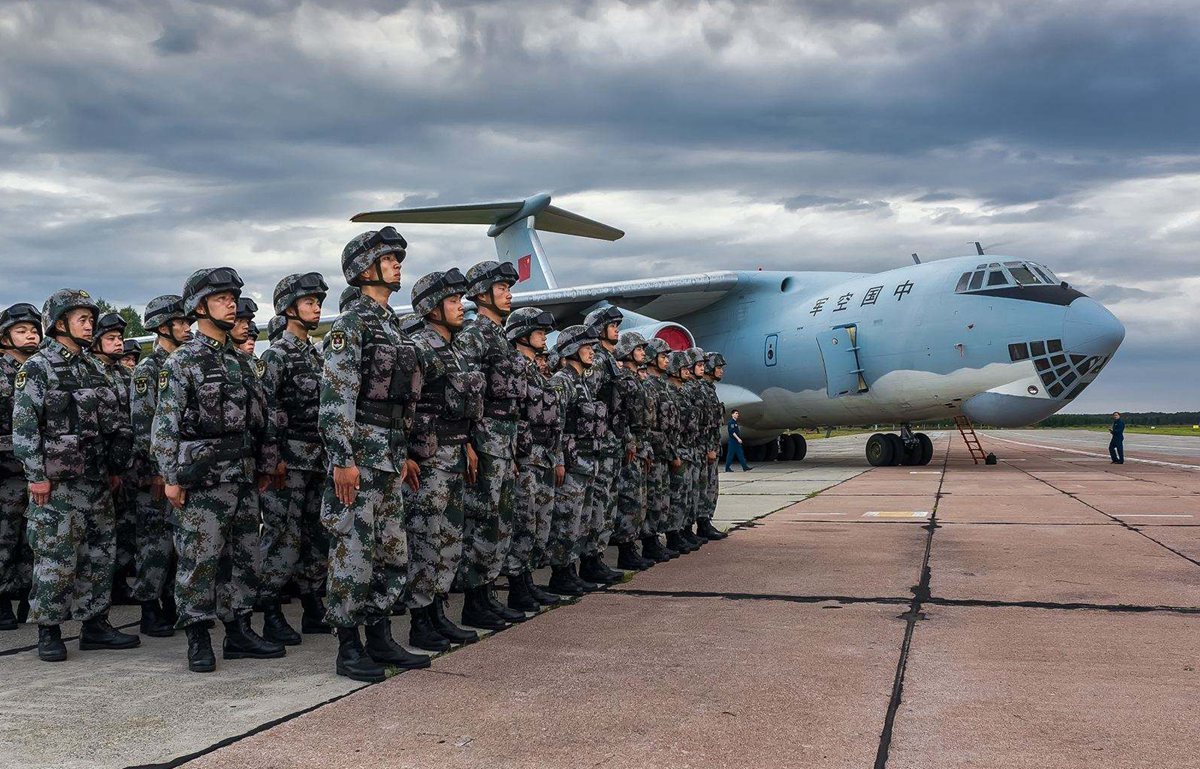 中国人民解放军空军图片展示，历史与荣耀的瞬间，中国人民解放军空军图片展示，历史与荣耀的瞬间回首