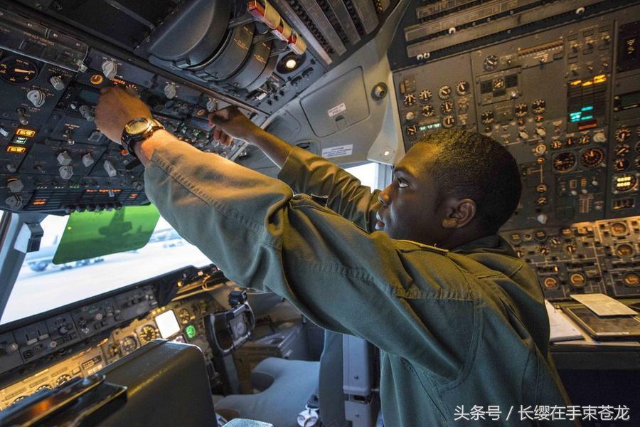 探索壮丽天际，F-22猛禽战机高清图片展示，F-22猛禽战机高清图片展示，探索天际的壮丽之翼