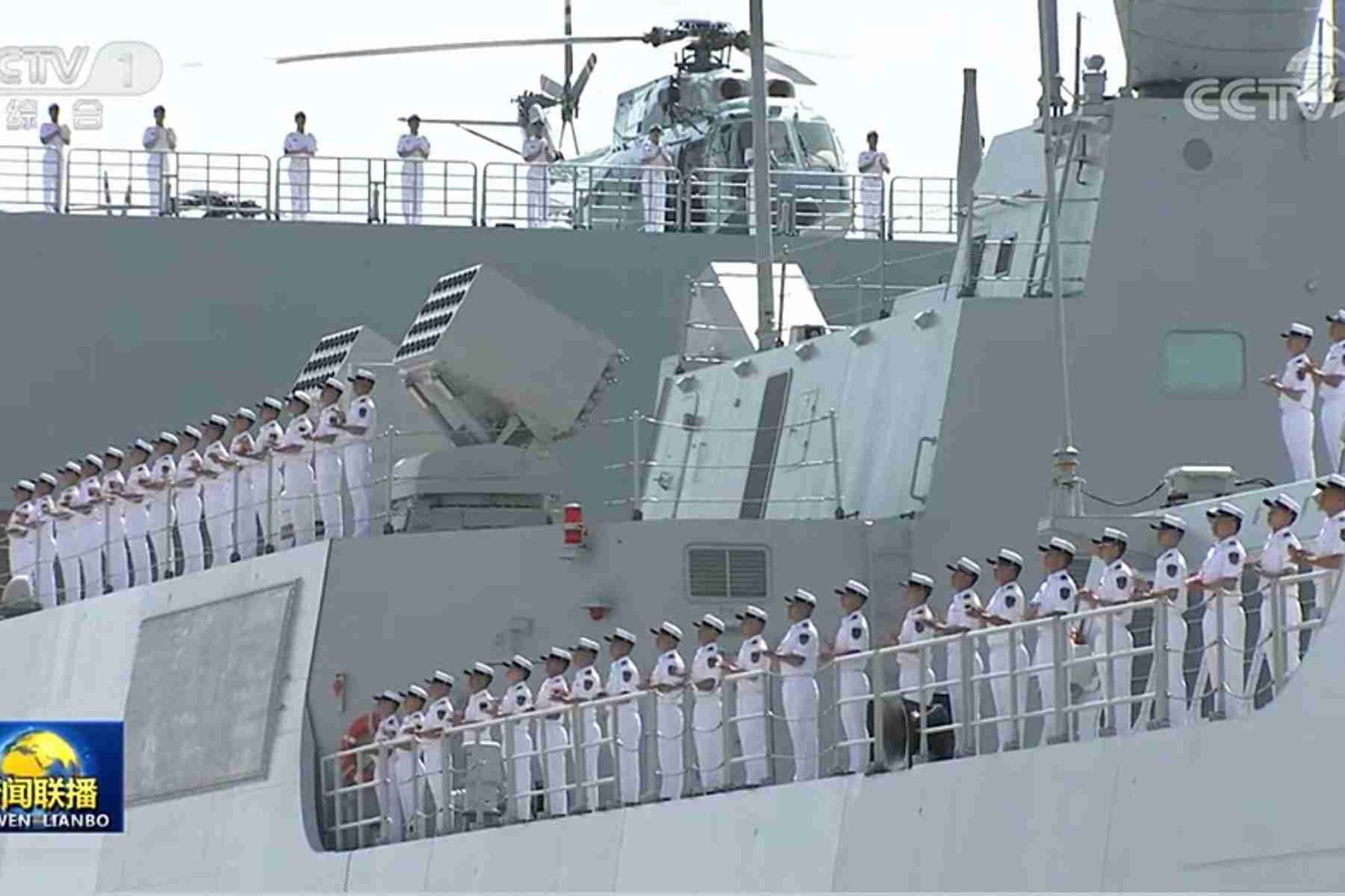 海军三型主战舰艇入列，中国海军力量的崭新篇章，中国海军力量新篇章，三型主战舰艇正式入列