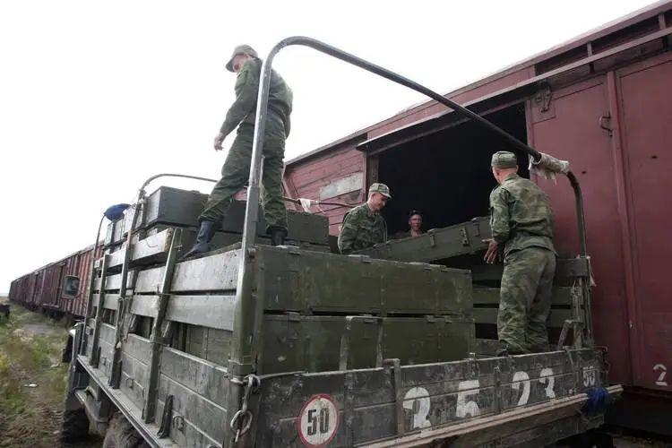 俄乌电磁脉冲武器，现代战争中的新型战略武器研究，俄乌电磁脉冲武器，现代战争新型战略武器的深度研究