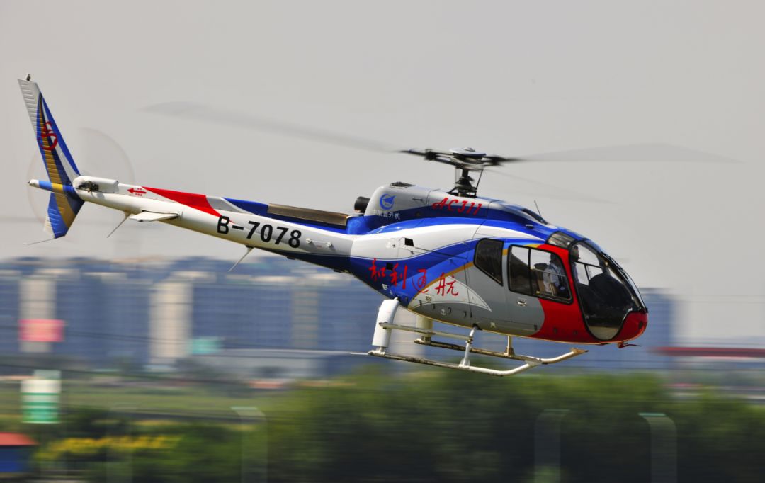 AC311直升机价格详解及市场分析，AC311直升机价格概览及市场分析