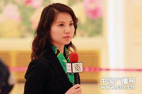 央视著名女记者有哪些，才华横溢的传媒精英，央视才华横溢的女记者传媒精英盘点
