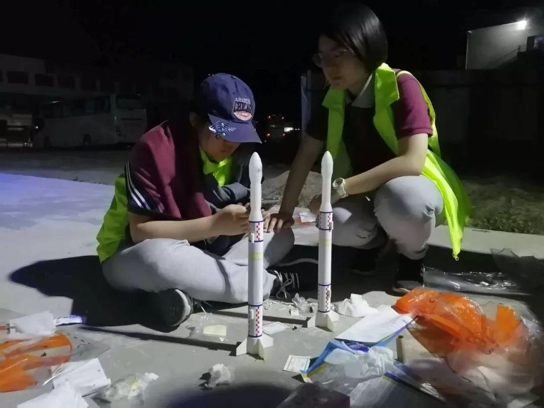 手工制作航天火箭模型，探索宇宙的微观之旅，手工制作航天火箭模型，微观宇宙的探险之旅