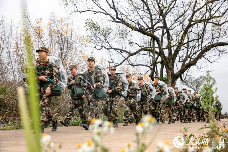 新兵新训感悟，磨砺成长，铸就辉煌，新兵新训感悟，磨砺成长，开启辉煌篇章