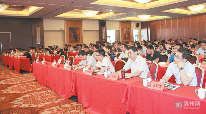 国内国际新闻摘要，最新国内国际时事热点回顾与解读（十条新闻），最新国内外新闻摘要与热点解读（十条新闻回顾）