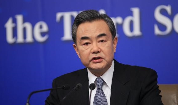 中国现任外交官，塑造新时代的国际交流与合作为主题的角色，中国外交官塑造新时代国际交流与合作新角色