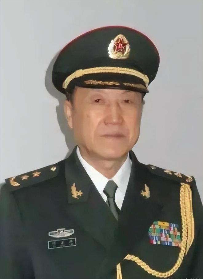 集团军副参谋长职务与军衔，探讨正师级别职务的认定与职责，集团军副参谋长职务与军衔，正师级别职务的认定、职责与探讨