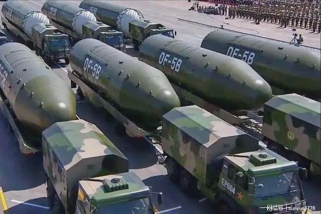 国防军事现代化，四个现代化的深度解读，国防军事现代化与四个现代化的深度解读与探讨