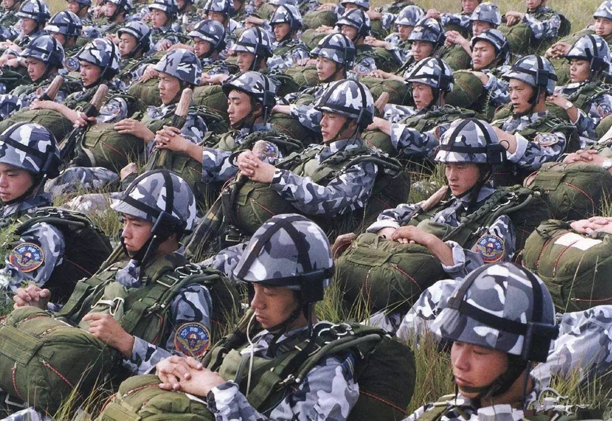 孝感十五军空降兵待遇详解，孝感十五军空降兵待遇全面解析