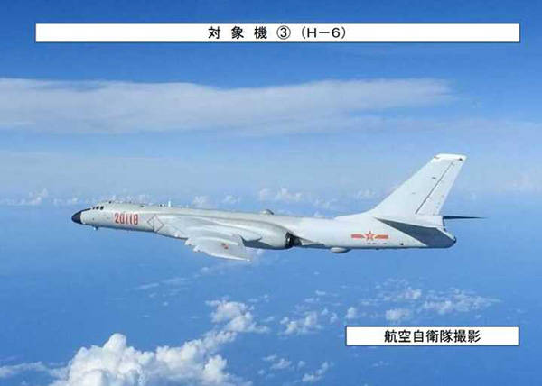 中国空军绕飞，展示力量与荣耀，中国空军绕飞，力量与荣耀的展示