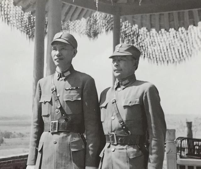 海军节标语，荣耀海洋，共铸辉煌，海军节标语，荣耀海洋，共铸辉煌时代！
